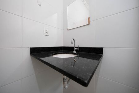 Casa de condomínio à venda com 83m², 2 quartos e 2 vagasBanheiro da Suíte 2