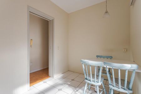 Apartamento para alugar com 75m², 2 quartos e 1 vagaCozinha
