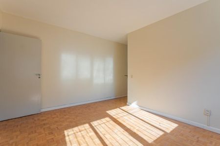 Sala de apartamento para alugar com 2 quartos, 75m² em Petrópolis, Porto Alegre
