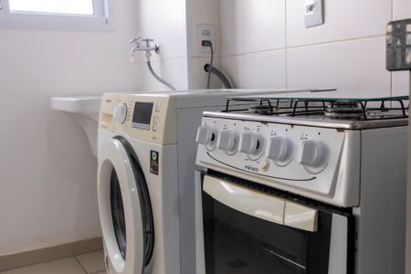 Apartamento para alugar com 47m², 2 quartos e 1 vaga Apartamento para alugar com 47m², 2 quartos e 1 vagaSala/Cozinha