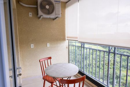 Apartamento para alugar com 47m², 2 quartos e 1 vaga Apartamento para alugar com 47m², 2 quartos e 1 vagaVaranda Sala/Cozinha