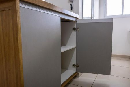 Apartamento para alugar com 47m², 2 quartos e 1 vaga Apartamento para alugar com 47m², 2 quartos e 1 vagaSala/Cozinha