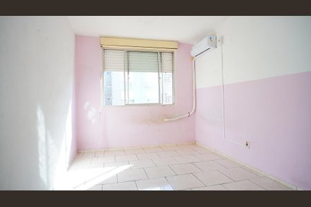 Quarto 1 de apartamento para alugar com 2 quartos, 70m² em Humaitá, Porto Alegre