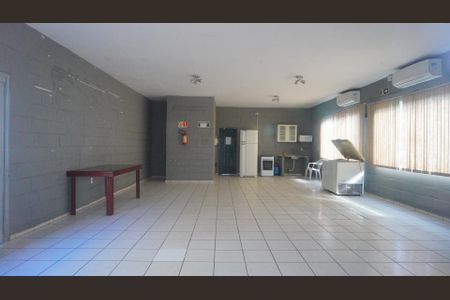 Apartamento para alugar com 70m², 2 quartos e sem vaga Apartamento para alugar com 70m², 2 quartos e sem vagaÁrea comum - Salão de festas
