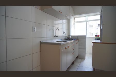 Apartamento para alugar com 70m², 2 quartos e sem vaga Apartamento para alugar com 70m², 2 quartos e sem vagaCozinha e Área de Serviço