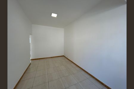 Casa à venda com 51m², 2 quartos e sem vagaSala