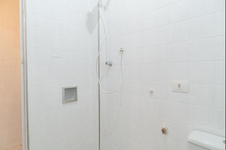 Banheiro de kitnet/studio à venda com 1 quarto, 24m² em Bela Vista, São Paulo