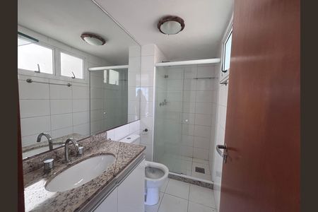 Apartamento à venda com 155m², 3 quartos e 2 vagasBanheiro da Suíte