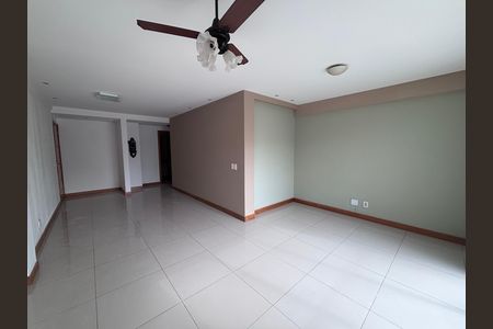 Apartamento à venda com 155m², 3 quartos e 2 vagasSala