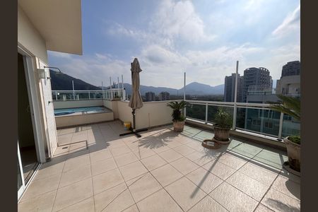 Apartamento à venda com 155m², 3 quartos e 2 vagasCobertura
