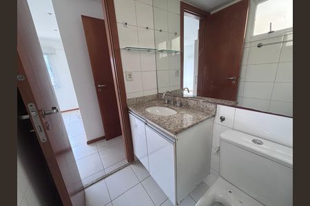Apartamento à venda com 155m², 3 quartos e 2 vagasBanheiro da Suíte