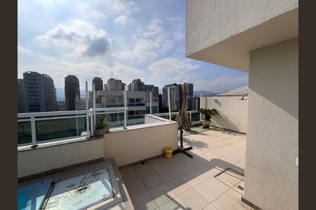 Apartamento à venda com 155m², 3 quartos e 2 vagasCobertura