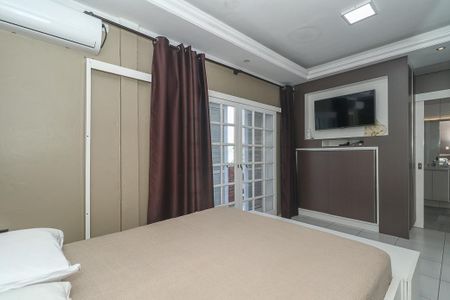 Casa à venda com 150m², 4 quartos e 1 vagaSuíte 