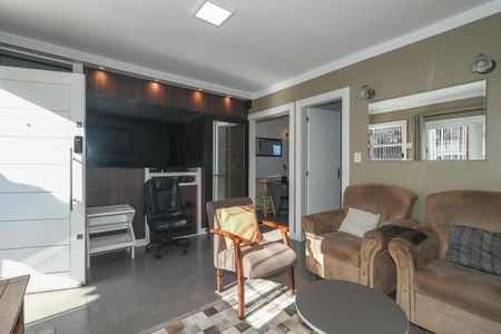 Sala de casa à venda com 4 quartos, 150m² em Jardim Carvalho, Porto Alegre