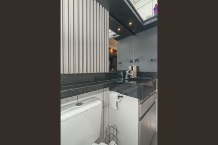 Casa à venda com 150m², 4 quartos e 1 vagaBanheiro