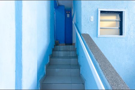 Casa para alugar com 50m², 1 quarto e sem vaga Casa para alugar com 50m², 1 quarto e sem vagaEscada