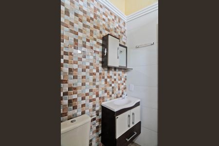 Banheiro de casa para alugar com 1 quarto, 50m² em Jardim Cidade Pirituba, São Paulo
