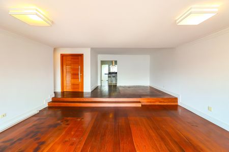 Apartamento à venda com 211m², 4 quartos e 4 vagasSala