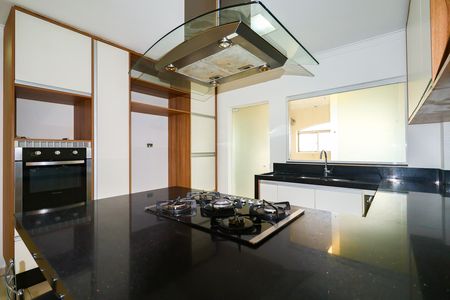 Apartamento à venda com 211m², 4 quartos e 4 vagasCozinha
