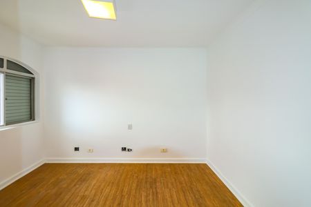 Apartamento à venda com 211m², 4 quartos e 4 vagasSuíte 2