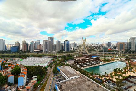 Apartamento à venda com 211m², 4 quartos e 4 vagasVista da Suíte 3