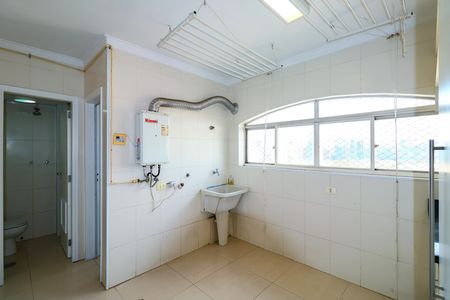 Apartamento à venda com 211m², 4 quartos e 4 vagasÁrea de serviço