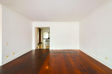 Apartamento à venda com 211m², 4 quartos e 4 vagasSala