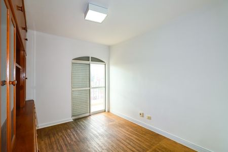 Apartamento à venda com 211m², 4 quartos e 4 vagasQuarto 