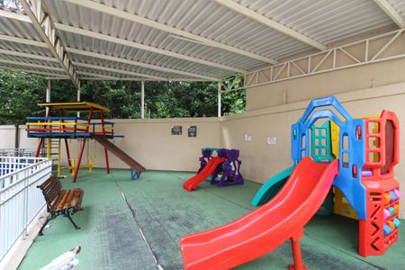 Apartamento para alugar com 50m², 2 quartos e 1 vagaÁrea comum - Playground