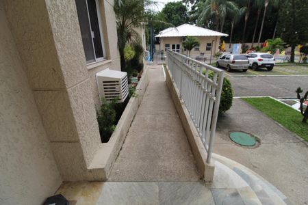 Apartamento para alugar com 50m², 2 quartos e 1 vagaÁrea comum - Acessibilidade