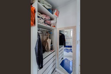 Casa à venda com 134m², 2 quartos e 2 vagasCloset da Suíte