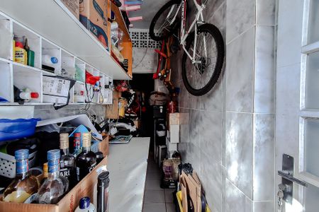 Casa à venda com 134m², 2 quartos e 2 vagasQuarto de Serviço