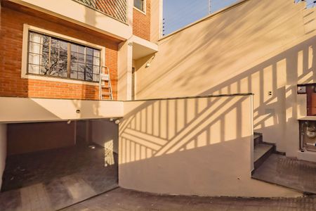 Casa para alugar com 125m², 3 quartos e 4 vagas Casa para alugar com 125m², 3 quartos e 4 vagasÁrea Externa