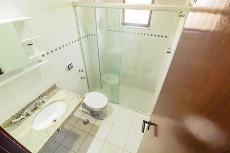 Casa para alugar com 125m², 3 quartos e 4 vagas Casa para alugar com 125m², 3 quartos e 4 vagasBanheiro
