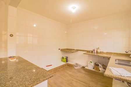 Casa para alugar com 125m², 3 quartos e 4 vagas Casa para alugar com 125m², 3 quartos e 4 vagasCozinha