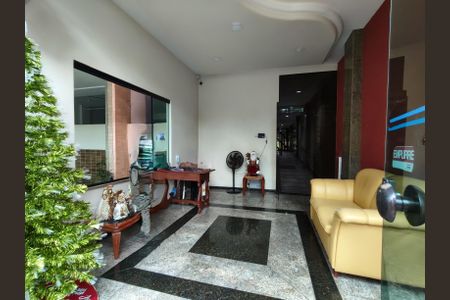 Apartamento à venda com 85m², 2 quartos e 1 vaga Apartamento à venda com 85m², 2 quartos e 1 vagaFachada e portaria