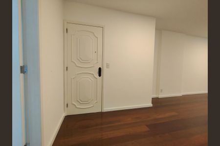 Apartamento à venda com 85m², 2 quartos e 1 vaga Apartamento à venda com 85m², 2 quartos e 1 vagaSala