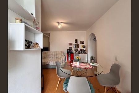 Sala de apartamento à venda com 2 quartos, 95m² em Vila Olímpia, São Paulo
