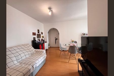 Apartamento à venda com 95m², 2 quartos e 1 vagaSala