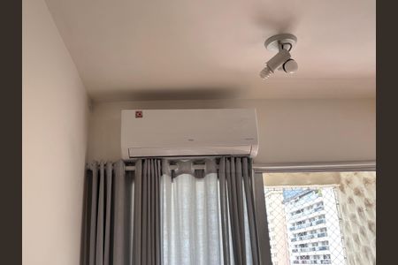 Apartamento à venda com 95m², 2 quartos e 1 vagaSala