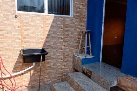 Casa para alugar com 85m², 2 quartos e sem vagaÁrea comum