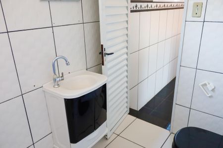 Casa para alugar com 85m², 2 quartos e sem vagaBanheiro