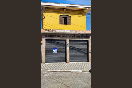 Casa para alugar com 85m², 2 quartos e sem vagaFachada