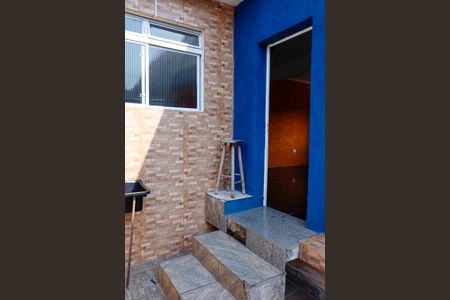 Casa para alugar com 85m², 2 quartos e sem vagaÁrea comum