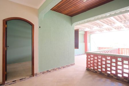 Casa à venda com 300m², 8 quartos e 9 vagasÁrea de Serviço