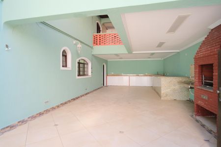 Casa à venda com 300m², 8 quartos e 9 vagasQuintal