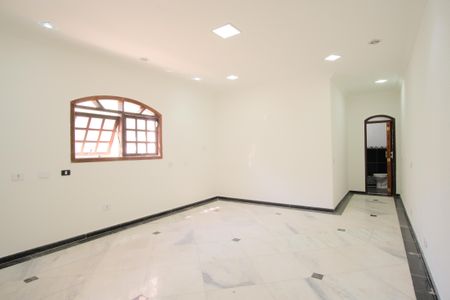 Casa à venda com 300m², 8 quartos e 9 vagasSuíte 1