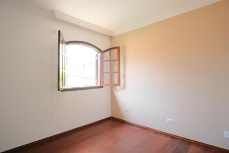 Casa à venda com 300m², 8 quartos e 9 vagasSuíte 4