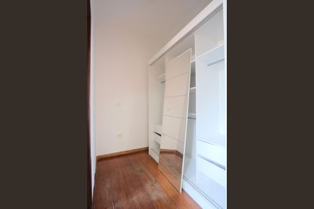 Casa à venda com 300m², 8 quartos e 9 vagasCloset da Suíte 3