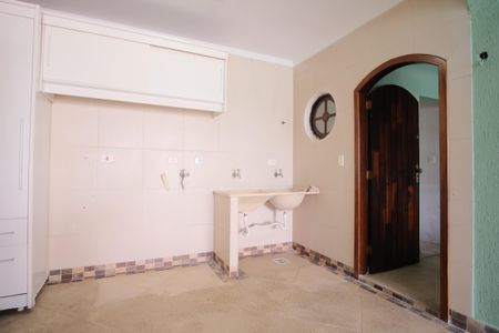 Casa à venda com 300m², 8 quartos e 9 vagasÁrea de Serviço